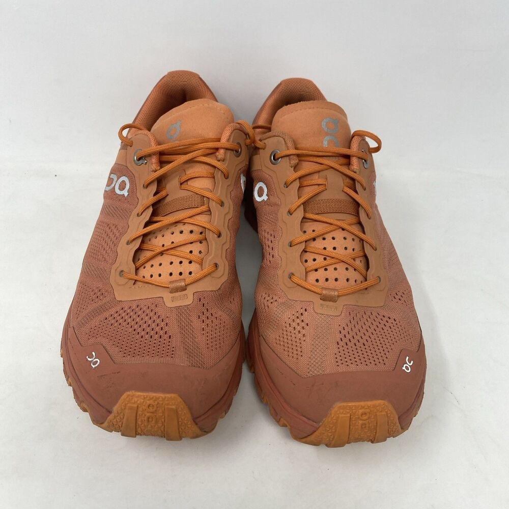 ON RUNNING Cloudventure Women's TRAIL Running Shoe Size 8 Orange